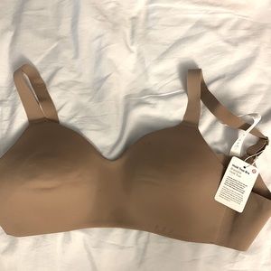 Lululemon Hold True Bra 34B
